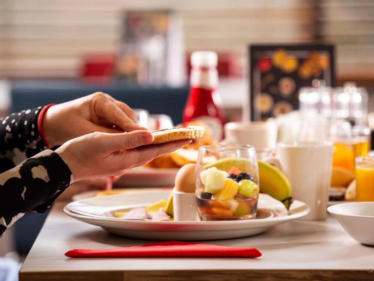 Ibis Rugby East Hotell Crick  Exteriör bild