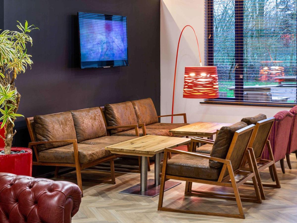 Ibis Rugby East Hotell Crick  Exteriör bild