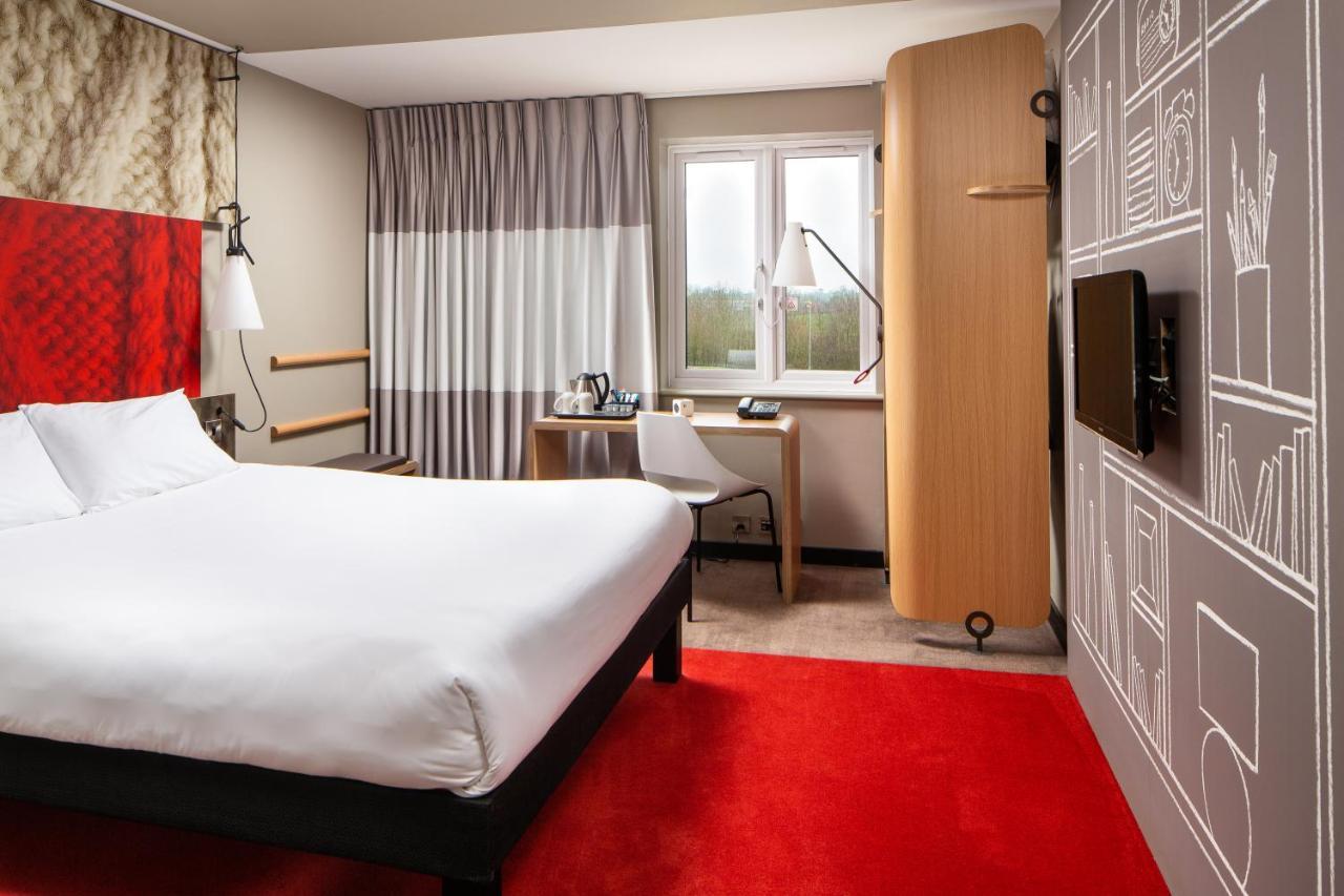 Ibis Rugby East Hotell Crick  Exteriör bild