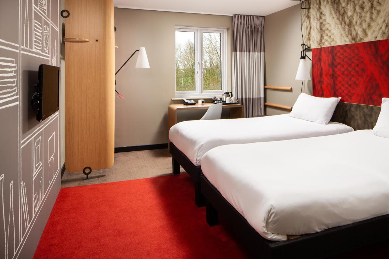Ibis Rugby East Hotell Crick  Exteriör bild