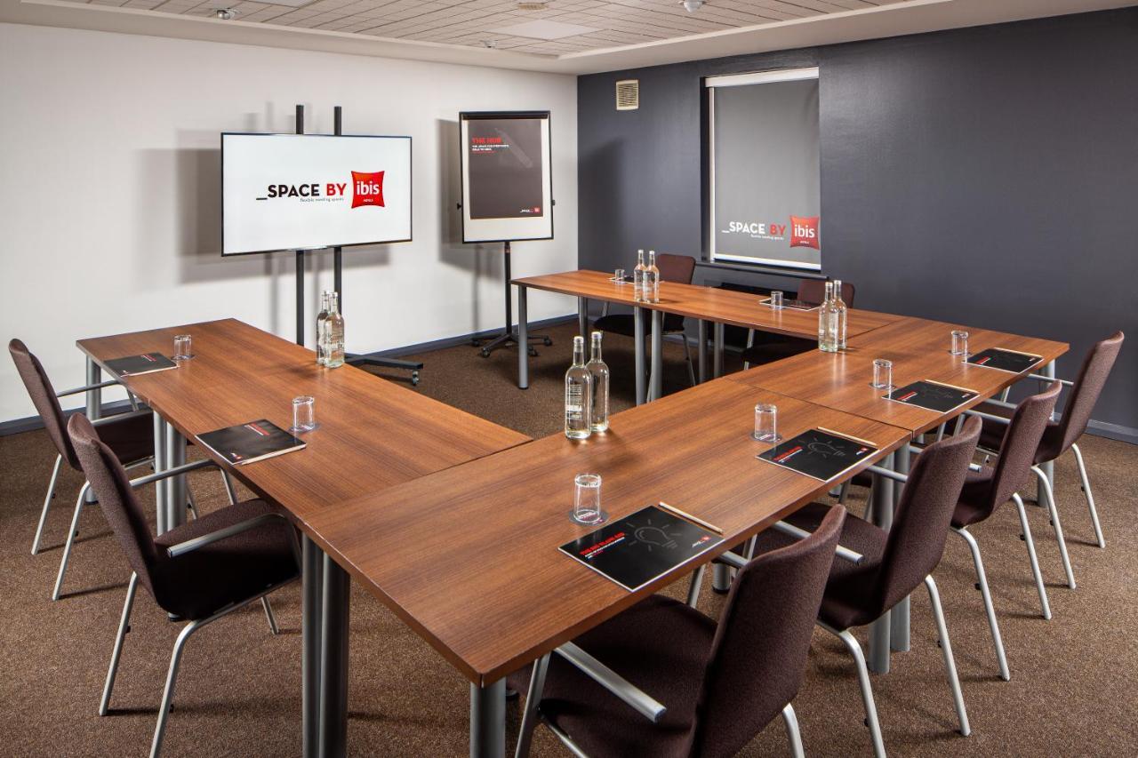 Ibis Rugby East Hotell Crick  Exteriör bild